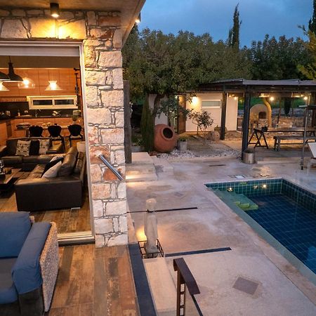 Ayia Marina Villa กาธิกาส ภายนอก รูปภาพ