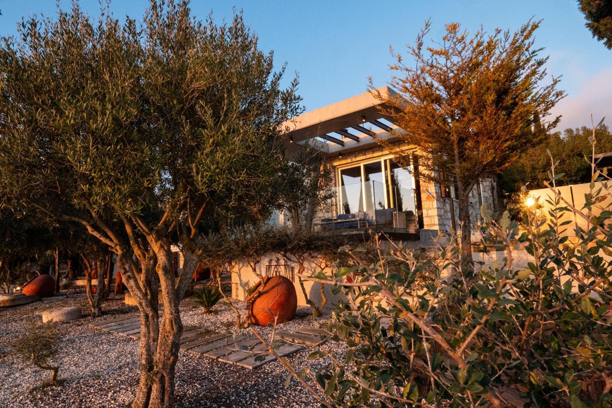 Ayia Marina Villa กาธิกาส ภายนอก รูปภาพ